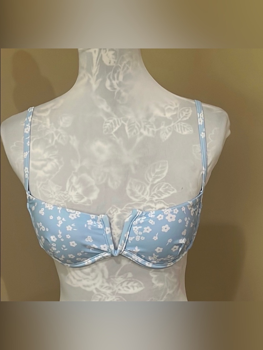 Underwire Bikini Floral Blue top size medium